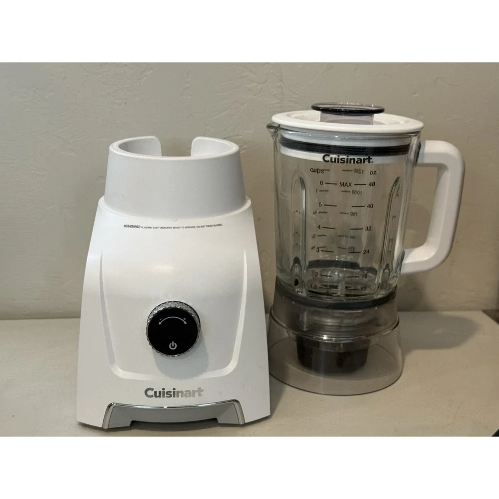 Cuisinart Hurricane Blender BL-200 48oz Glass Jar 800W White Countertop Mixer